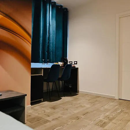 Vimini Corso Cavour - Center בית הארחה 4*