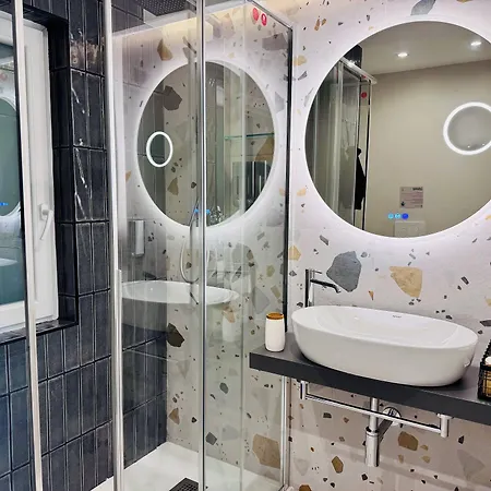 Vimini Corso Cavour - Center ゲストハウス 4*