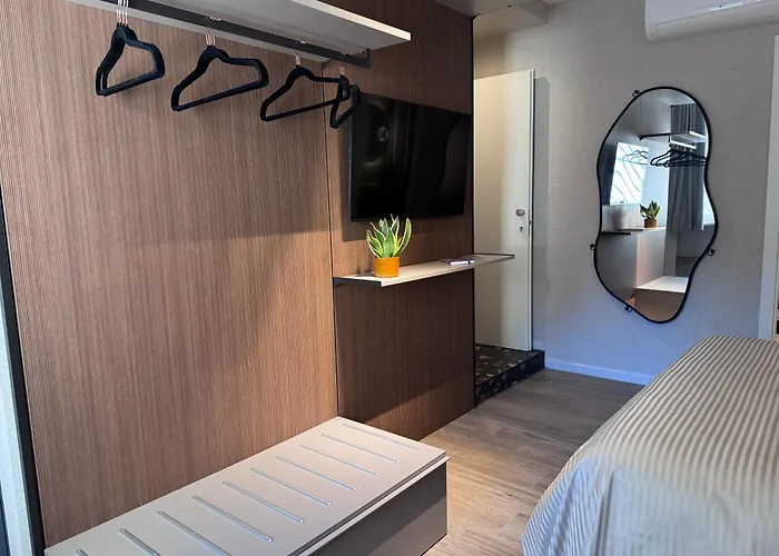 Vimini Corso Cavour - Center 招待所 4*